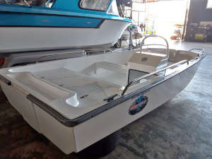Aussie Whaler fibreglass Speedboat For Sale Subic