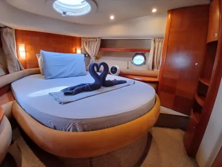 Second double cabin Azimut 55
